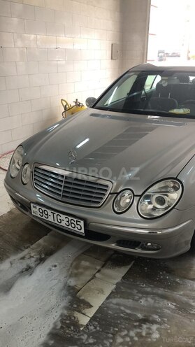 Mercedes E 270 2005, 374,000 km - 2.7 l - Bakı