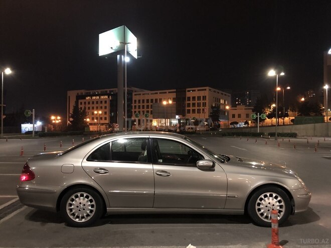Mercedes E 270 2005, 374,000 km - 2.7 l - Bakı