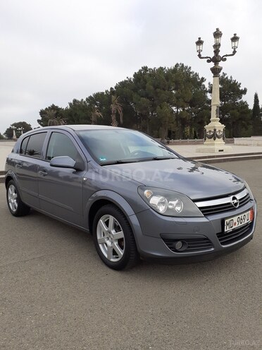 Opel Astra 2006, 189,000 km - 1.4 l - Gəncə