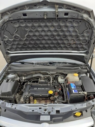 Opel Astra 2006, 189,000 km - 1.4 l - Gəncə
