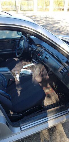 Mercedes E 290 1996, 350,000 km - 2.9 l - Yevlax