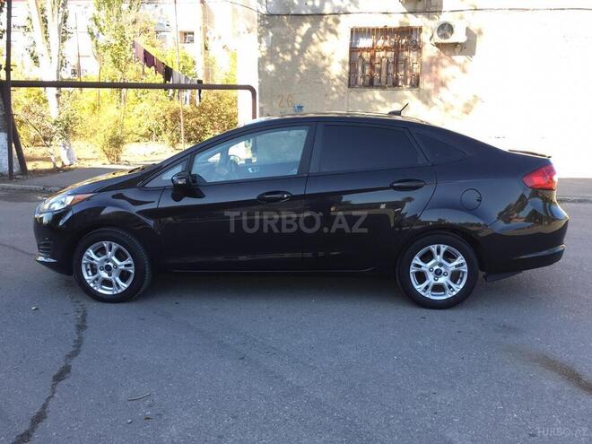 Ford Fiesta 2015, 82,000 km - 1.6 l - Sumqayıt