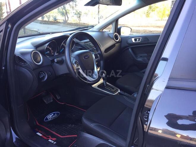 Ford Fiesta 2015, 82,000 km - 1.6 l - Sumqayıt