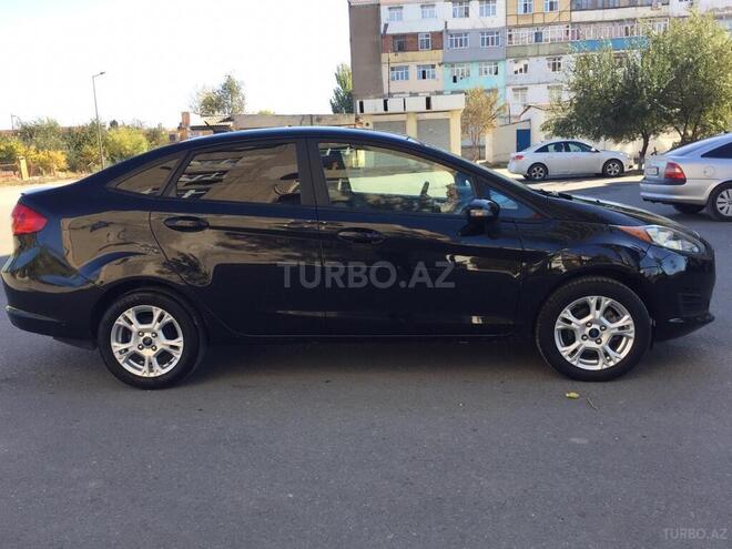 Ford Fiesta 2015, 82,000 km - 1.6 l - Sumqayıt