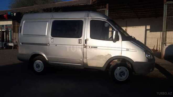 GAZ Sobol 2003, 210,000 km - 2.4 l - Salyan