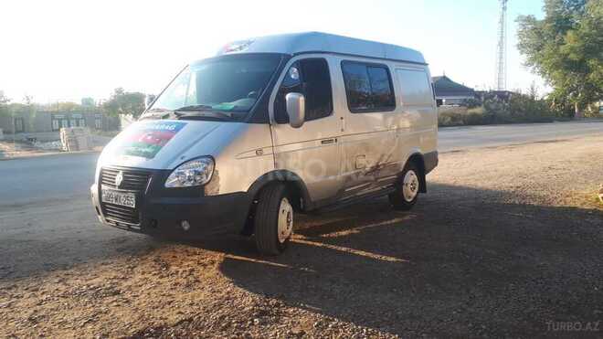 GAZ Sobol 2003, 210,000 km - 2.4 l - Salyan