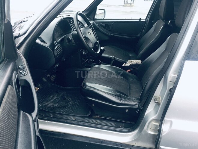 Chevrolet Niva 2011, 131,041 km - 1.7 л - Sumqayıt