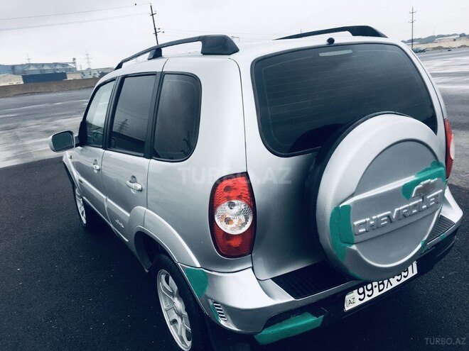 Chevrolet Niva 2011, 131,041 km - 1.7 л - Sumqayıt