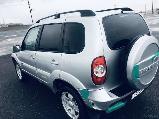 Chevrolet Niva 2011, 131,041 km - 1.7 л - Sumqayıt