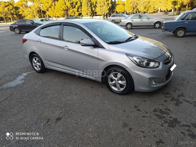Hyundai Accent 2011, 68,000 km - 1.6 l - Bakı