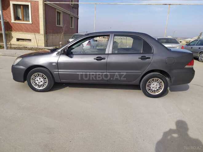 Mitsubishi Lancer 2005, 280,000 km - 1.3 l - Bakı