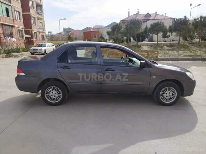 Mitsubishi Lancer 2005, 280,000 km - 1.3 l - Bakı