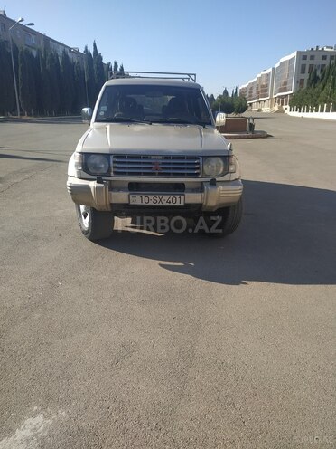 Mitsubishi Pajero 1993, 280,000 km - 2.5 l - Gəncə