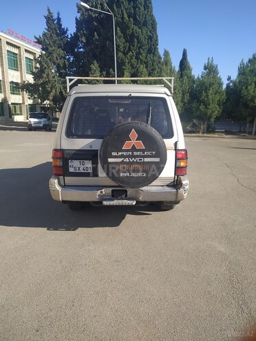Mitsubishi Pajero 1993, 280,000 km - 2.5 l - Gəncə