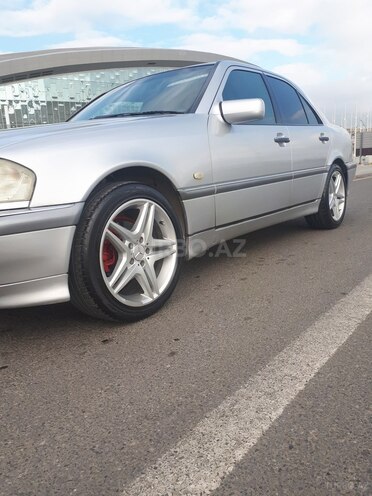 Mercedes C 180 1999, 213,213 km - 1.8 л - Bakı