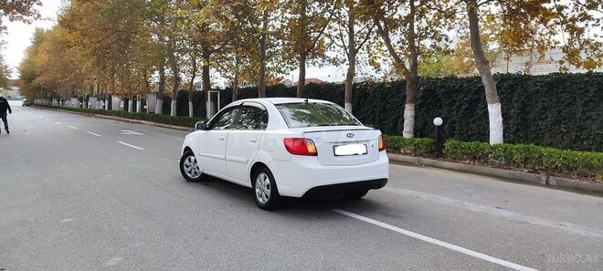 Kia Rio 2010, 195,000 km - 1.4 l - Bakı