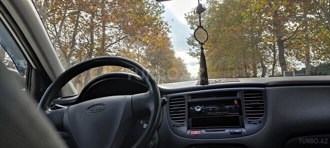 Kia Rio 2010, 195,000 km - 1.4 l - Bakı