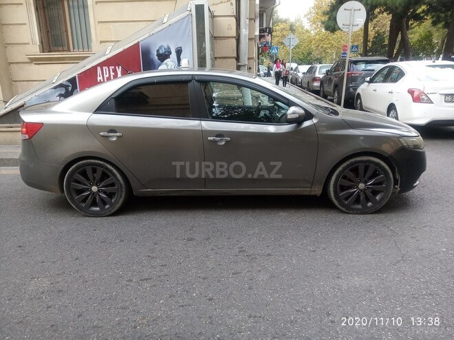 Kia Cerato 2009, 370,000 km - 2.0 l - Bakı