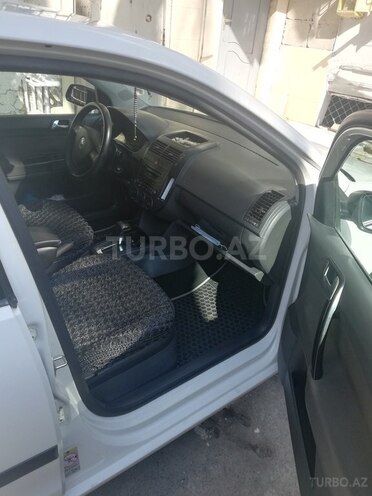 Volkswagen Polo 2007, 280,000 km - 1.4 л - Bakı