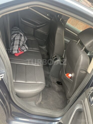 Volkswagen Jetta 2006, 210,500 km - 2.5 l - Bakı