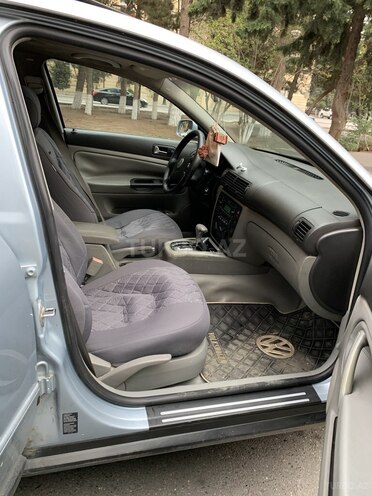 Volkswagen Passat 2001, 289,000 km - 1.8 l - Sumqayıt