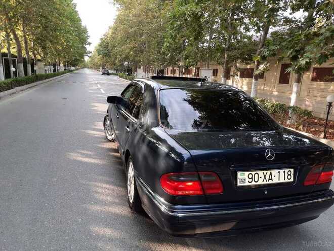 Mercedes E 240 1999, 345,000 km - 2.4 l - Bakı