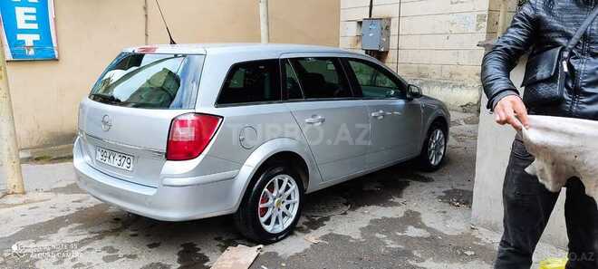 Opel Astra 2010, 153,000 km - 1.3 l - Bakı