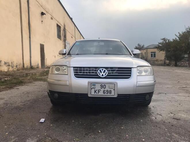 Volkswagen Passat 2004, 327,000 km - 1.8 l - Bakı