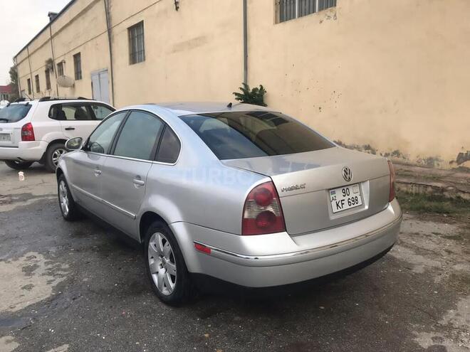 Volkswagen Passat 2004, 327,000 km - 1.8 l - Bakı
