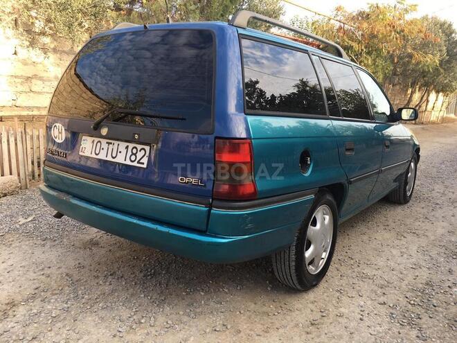 Opel Astra 1995, 389,100 km - 2.0 l - Bakı