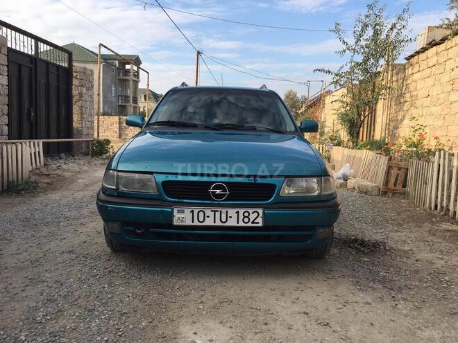 Opel Astra 1995, 389,100 km - 2.0 l - Bakı