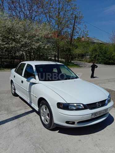 Opel Vectra 2001, 405,000 km - 1.8 l - Quba