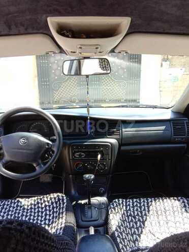 Opel Vectra 2001, 405,000 km - 1.8 l - Quba