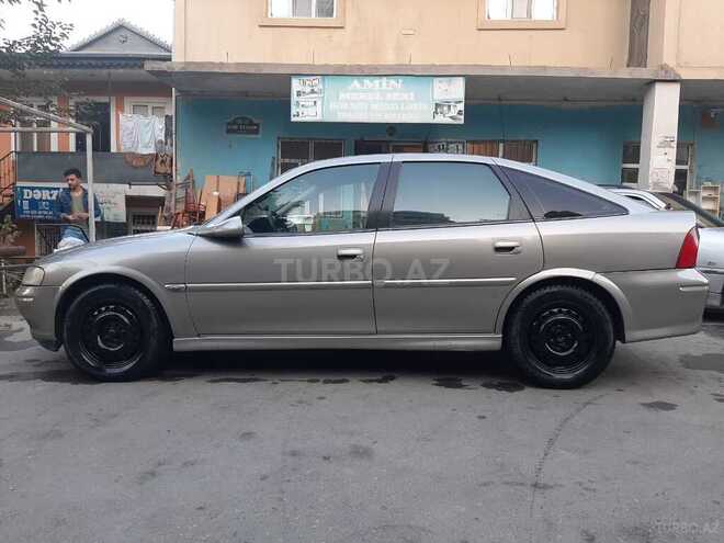 Opel Vectra 1999, 414,000 km - 2.0 л - Bakı