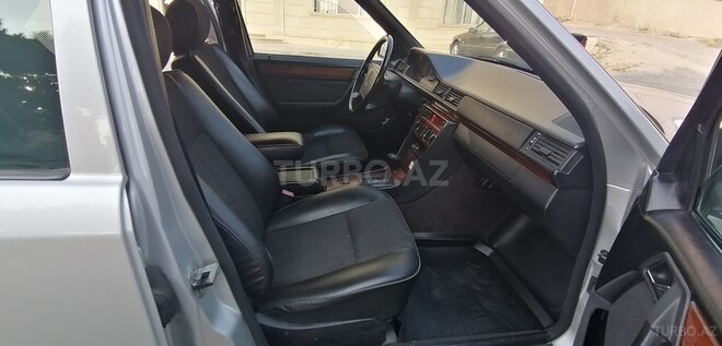 Mercedes E 220 1994, 415,000 km - 2.2 l - Bakı