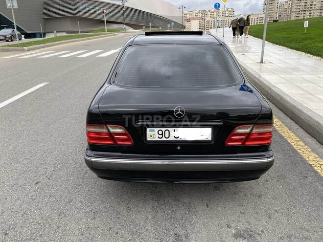 Mercedes E 240 2001, 247,000 km - 2.4 l - Bakı