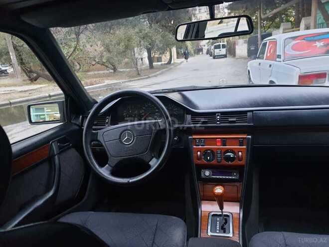 Mercedes E 250 1995, 500,000 km - 2.5 l - Bakı