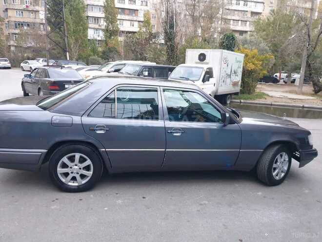 Mercedes E 250 1995, 500,000 km - 2.5 l - Bakı