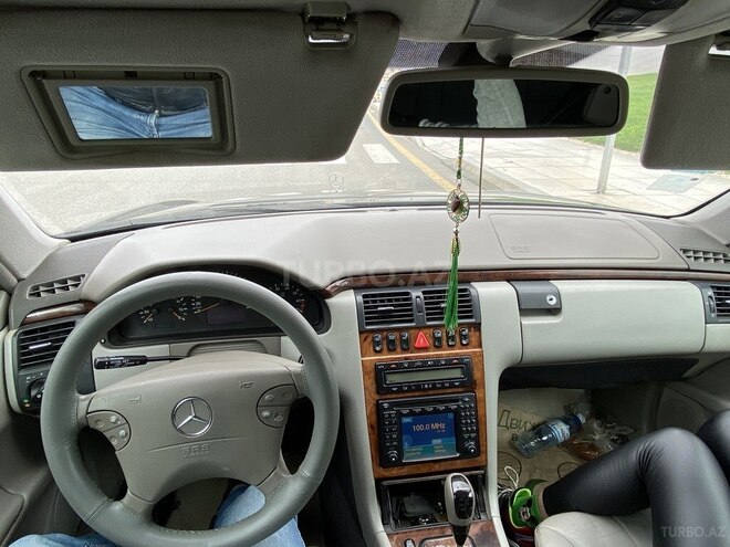 Mercedes E 240 2001, 247,000 km - 2.4 l - Bakı
