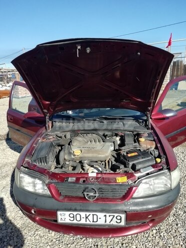 Opel Vectra 1997, 310,000 km - 1.6 l - Bakı