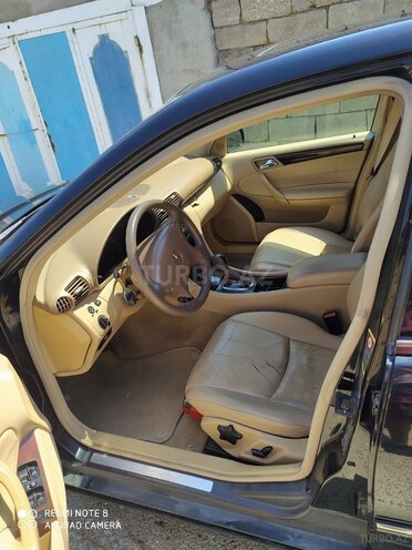 Mercedes C 240 2003, 261,000 km - 2.6 l - Bakı