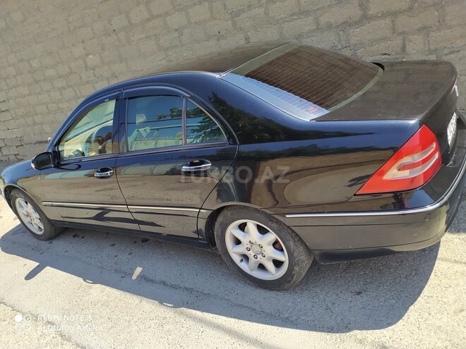 Mercedes C 240 2003, 261,000 km - 2.6 l - Bakı