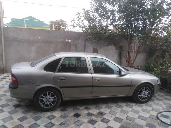 Opel Vectra 1998, 166,666 km - 1.6 l - Bakı