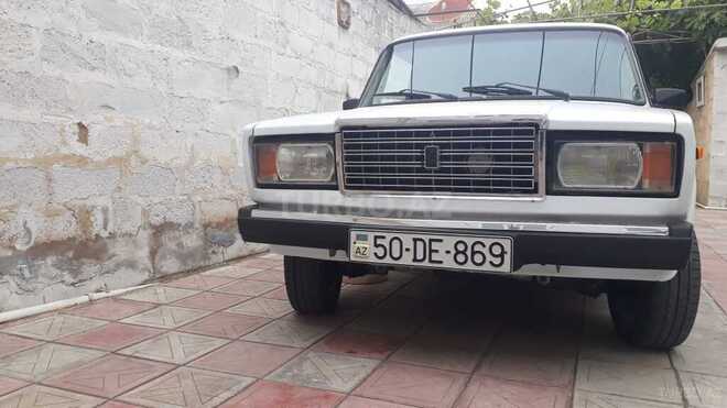 LADA (VAZ) 2107 2009, 62,000 km - 1.5 l - Salyan