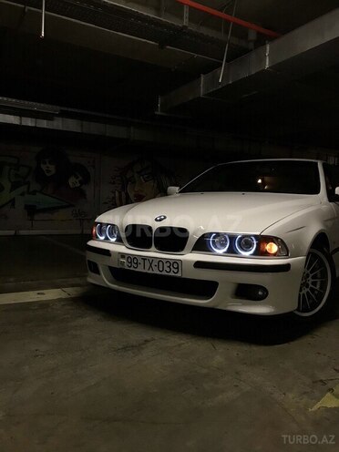 BMW 525 2001, 255,000 km - 2.5 л - Bakı