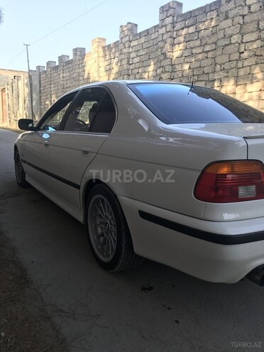 BMW 525 2001, 255,000 km - 2.5 л - Bakı