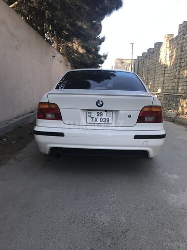 BMW 525 2001, 255,000 km - 2.5 л - Bakı