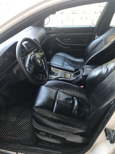 BMW 525 2001, 255,000 km - 2.5 л - Bakı