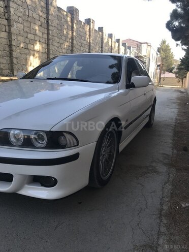 BMW 525 2001, 255,000 km - 2.5 л - Bakı
