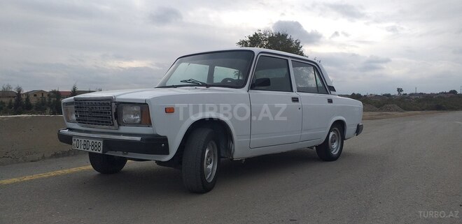 LADA (VAZ) 2107 1999, 100,000 km - 1.6 л - Salyan